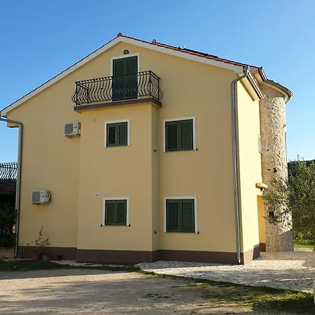 Batistić *