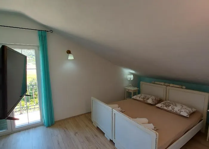 Batistic Apartment *